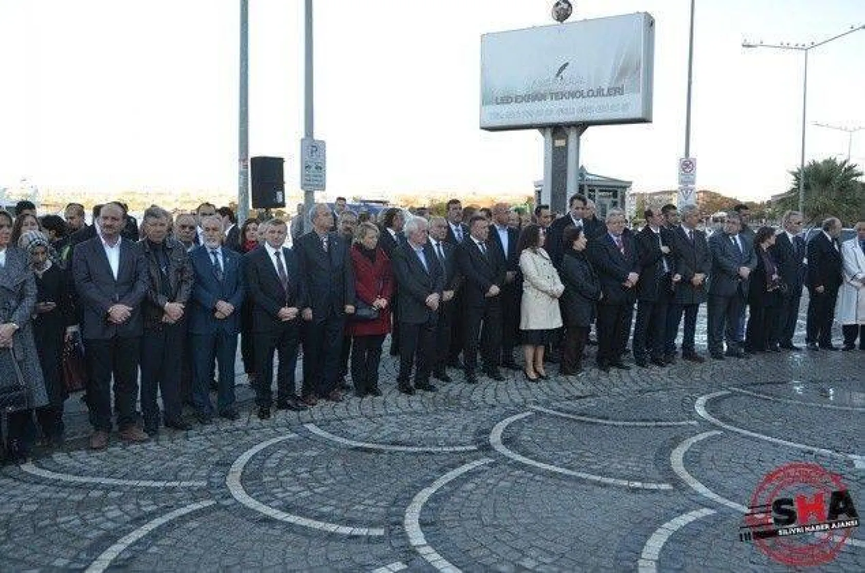 Dokuzu beş geçe hayat durdu