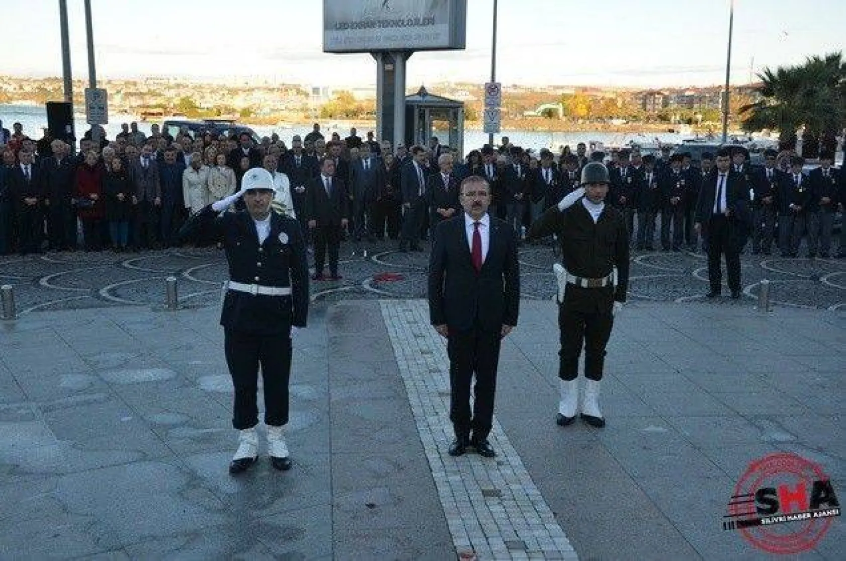 Dokuzu beş geçe hayat durdu