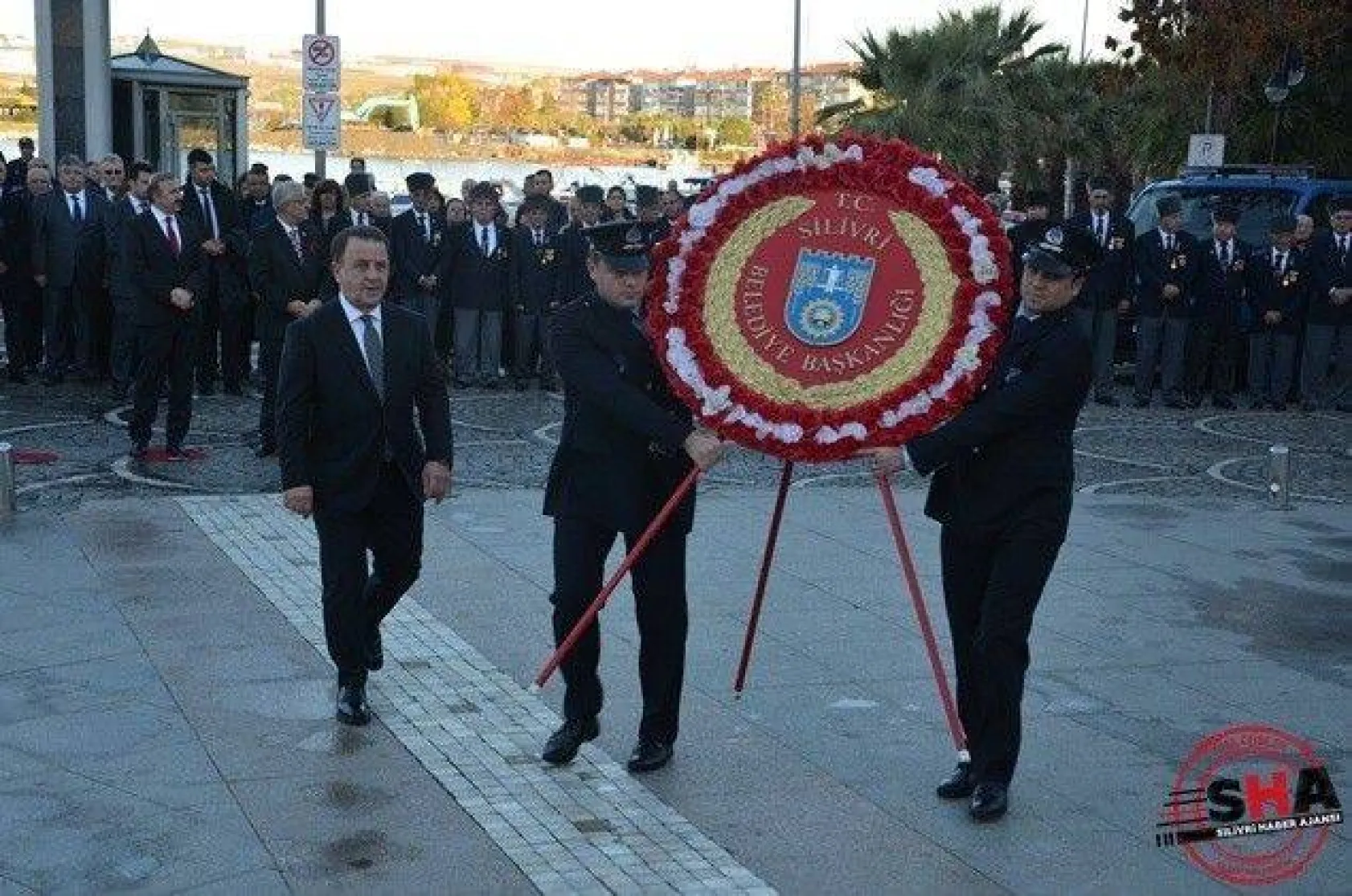 Dokuzu beş geçe hayat durdu