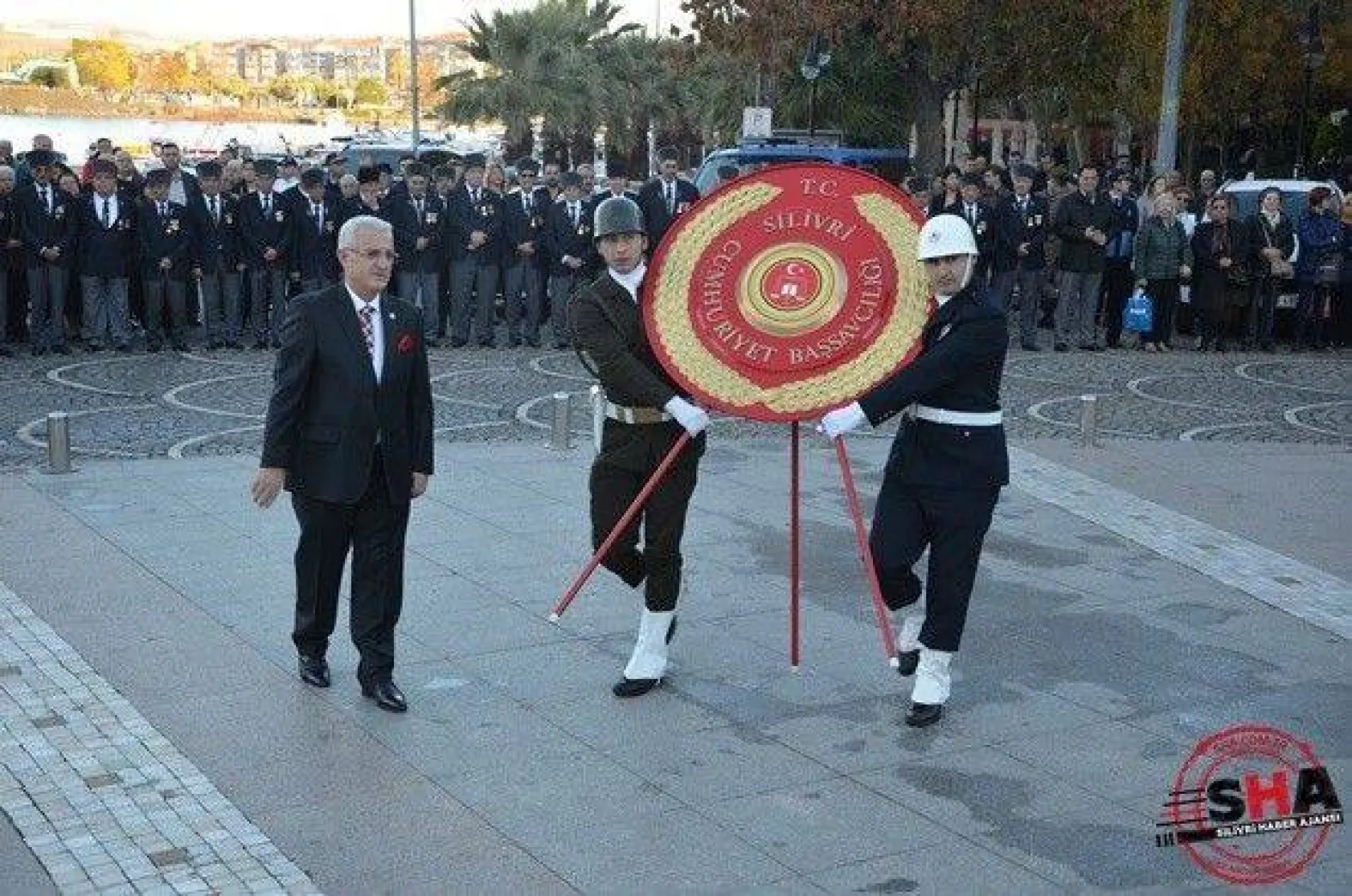 Dokuzu beş geçe hayat durdu