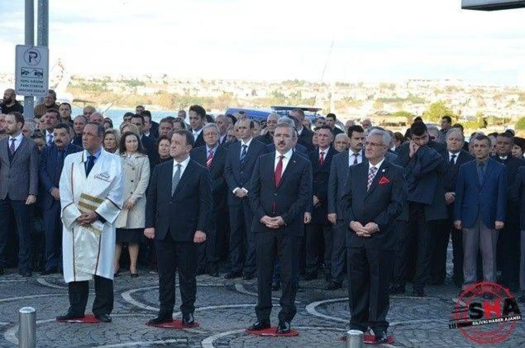 Dokuzu beş geçe hayat durdu