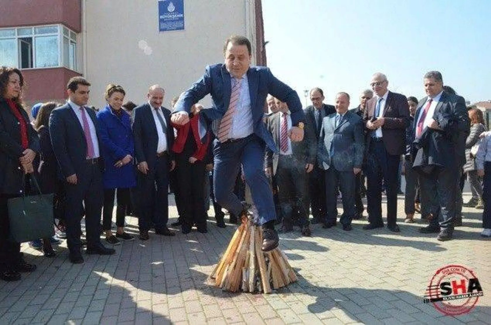 Nevruz Ateşi Selimpaşa'da yakıldı