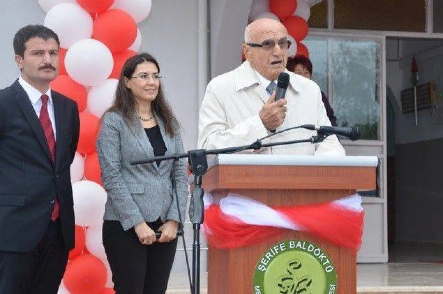 Bakan Özhaseki: 'İstikrar abidesi gibi ayaktayız'