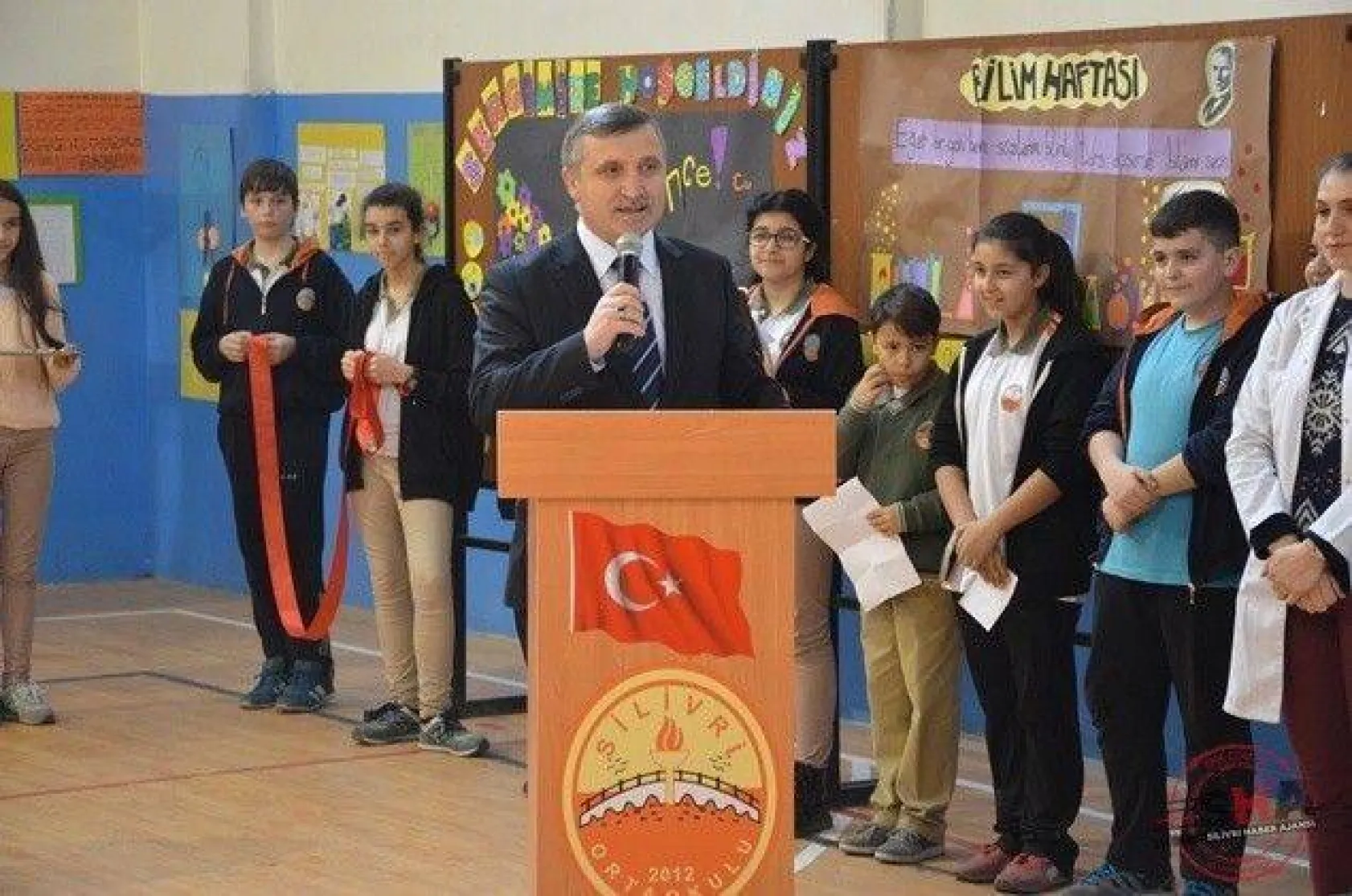 Silivri Ortaokulu'ndan Bilim ve Teknoloji Haftası Sergisi