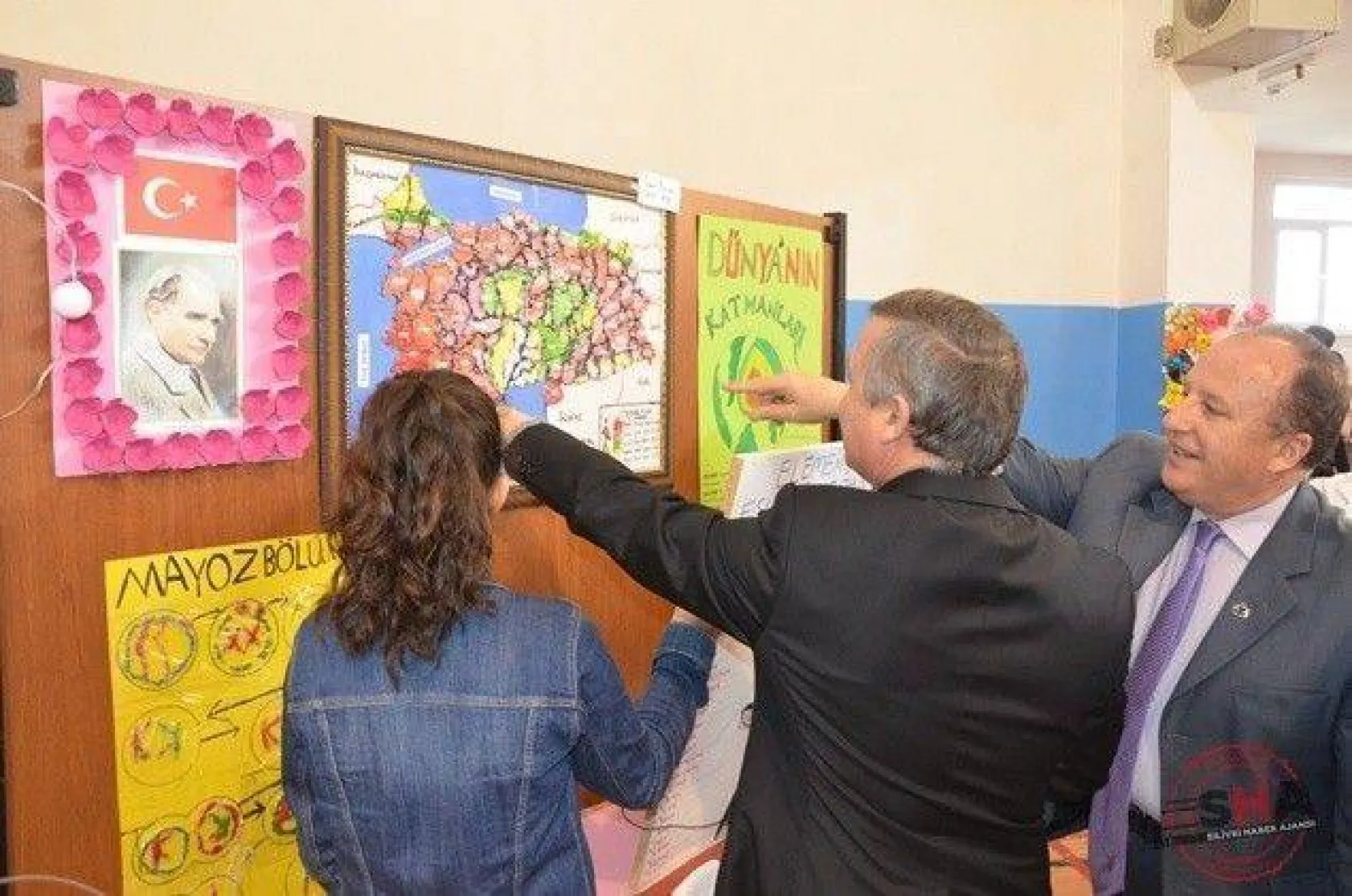 Silivri Ortaokulu'ndan Bilim ve Teknoloji Haftası Sergisi