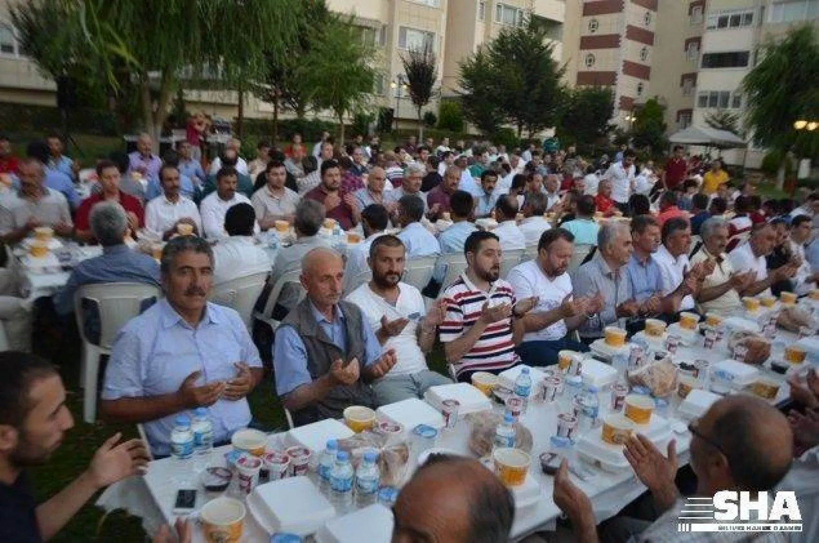 Umuçlar geleneği bozmadı