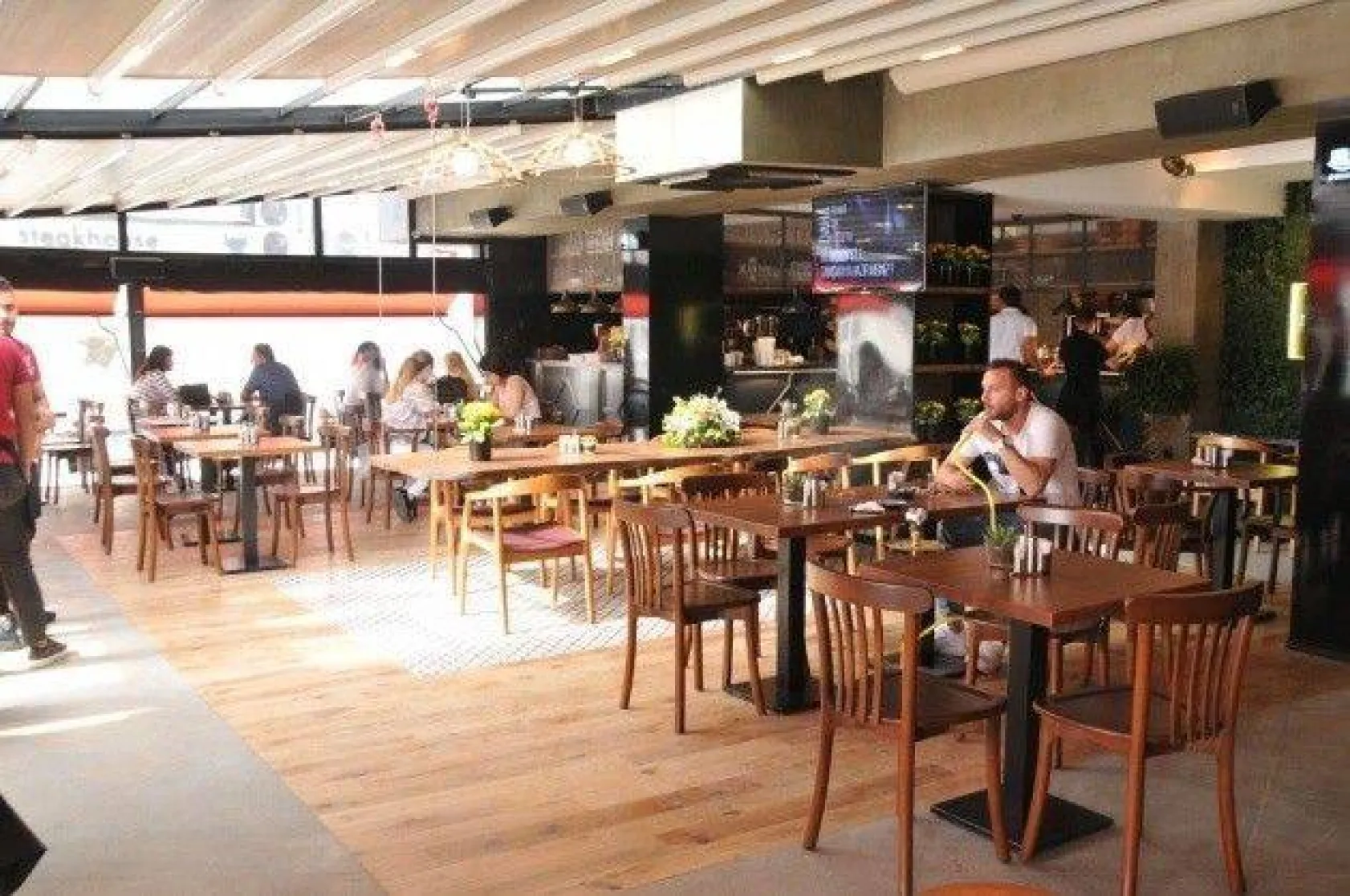 Moody's Cafe lezzetine lezzet kattı!