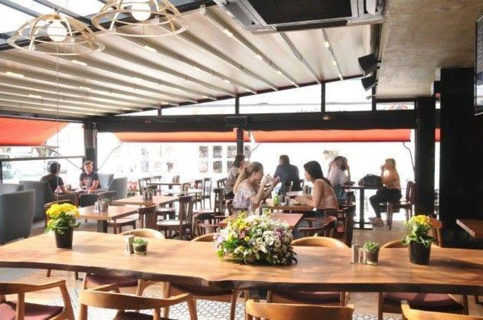 Moody's Cafe lezzetine lezzet kattı!