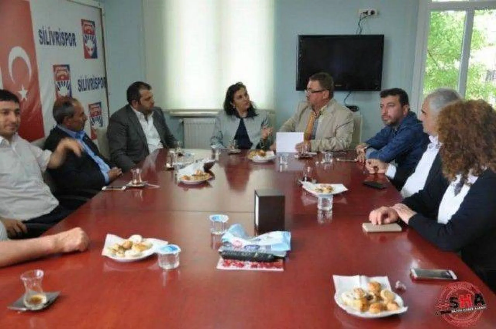 AK Parti seçimlere son sürat hazırlanıyor