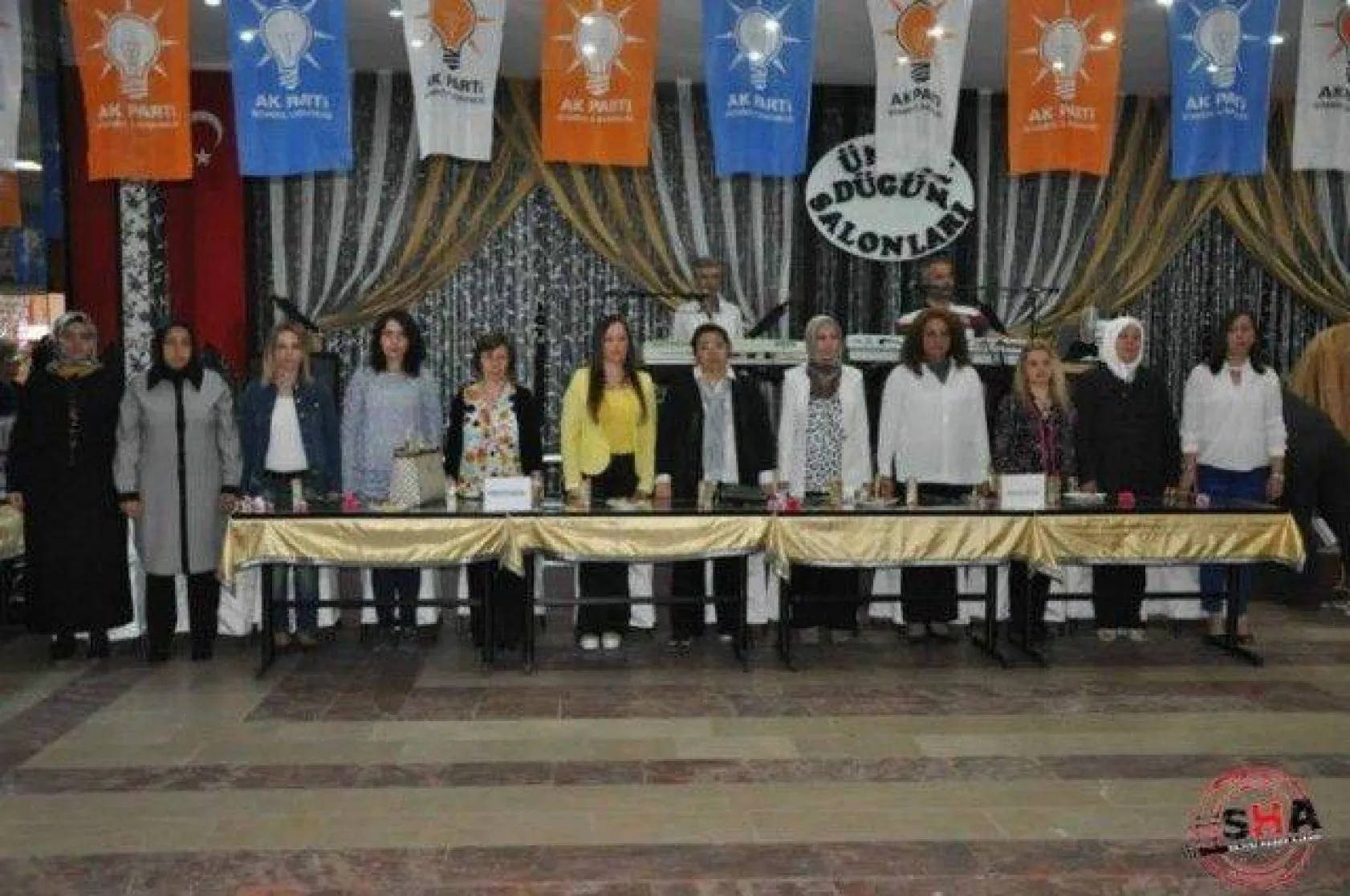 AK Parti seçimlere son sürat hazırlanıyor