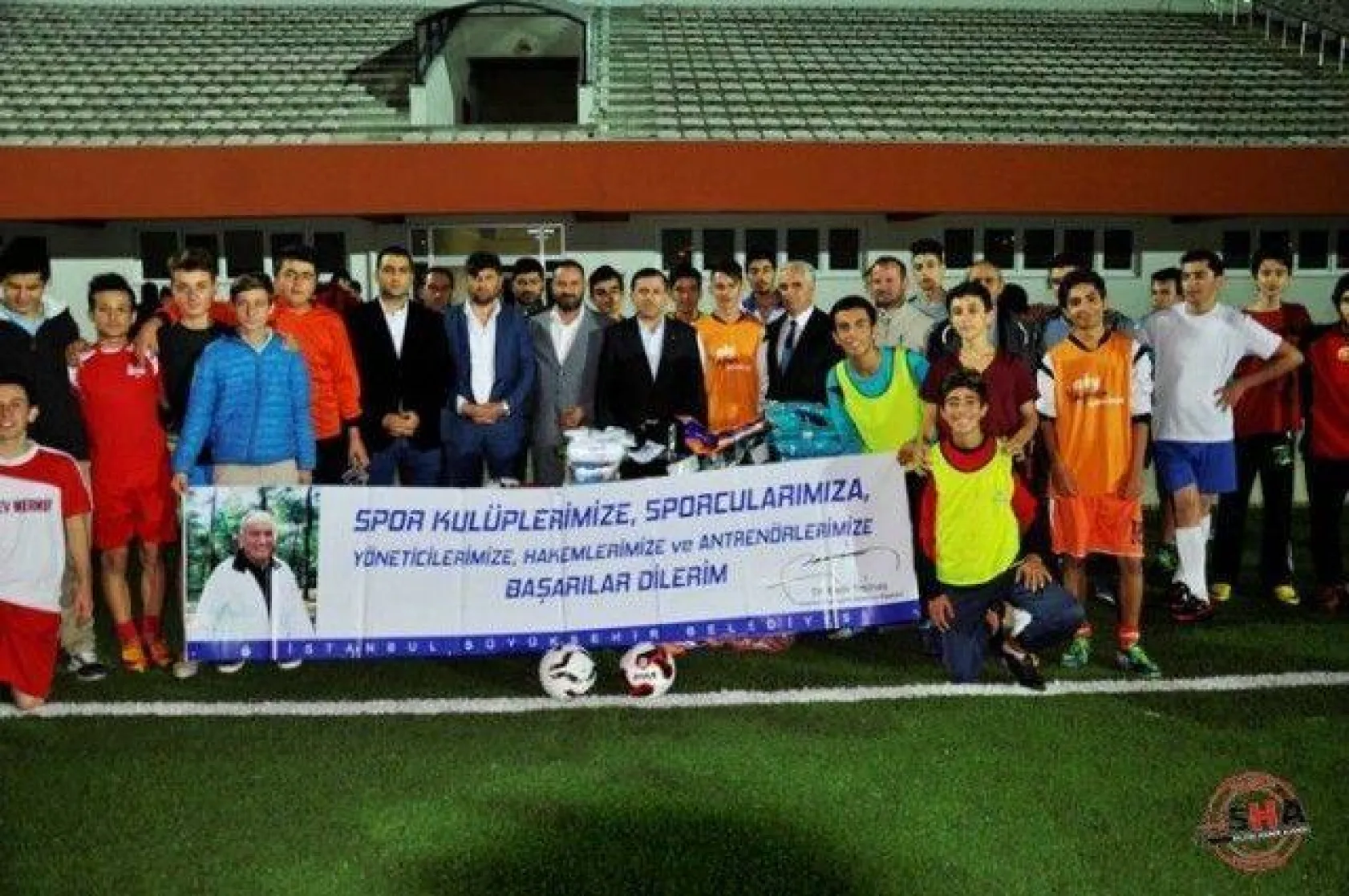 AK Parti'den Spor Kulüplerine Malzeme Desteği