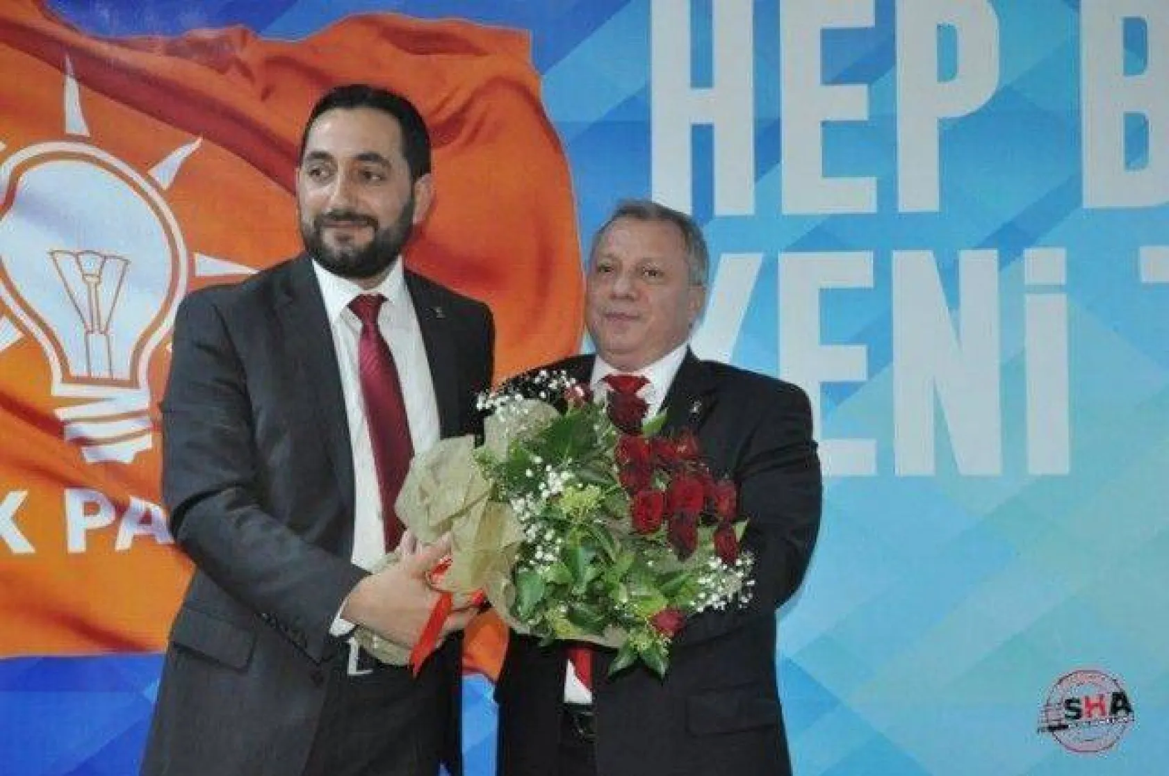 Topluca istifa edip AK Partiye geçtiler