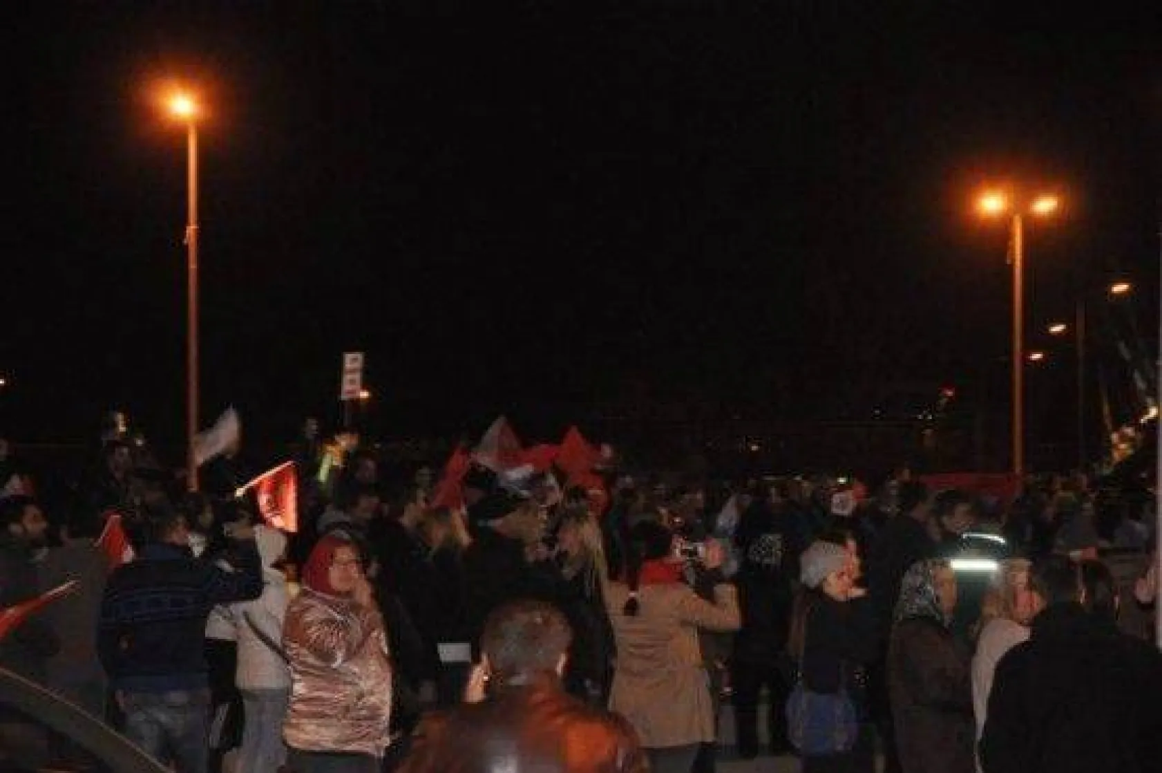 CHP zaferini kutluyor!