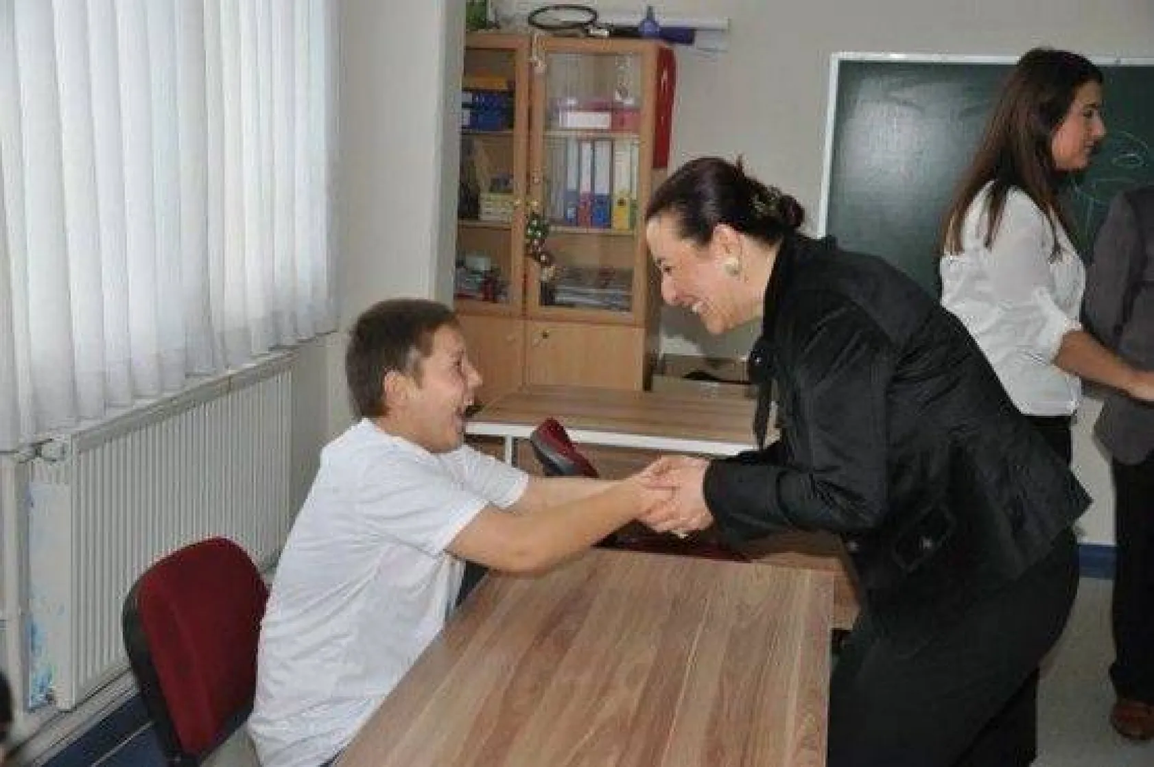 Engelli Çocukların Mutluluğuna Ortak Oldu