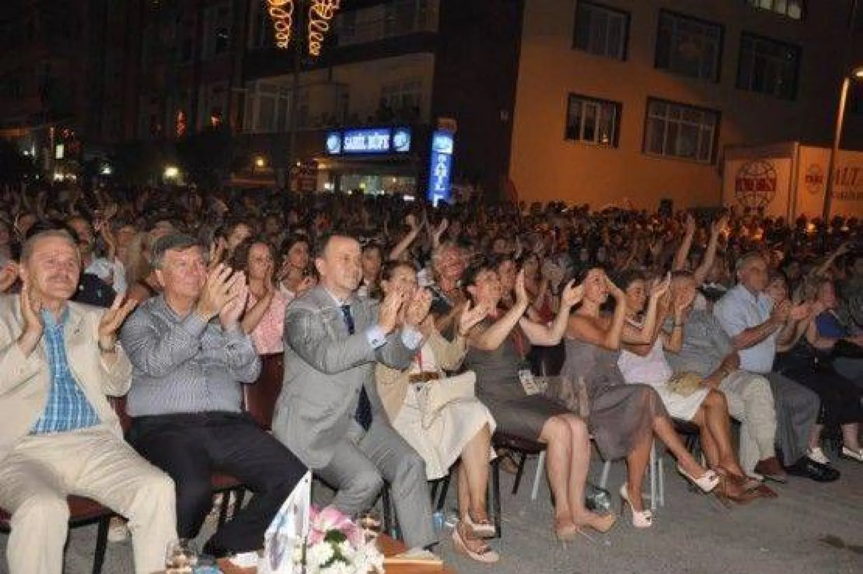 Ziynet Sali'den Müzik Ziyafeti