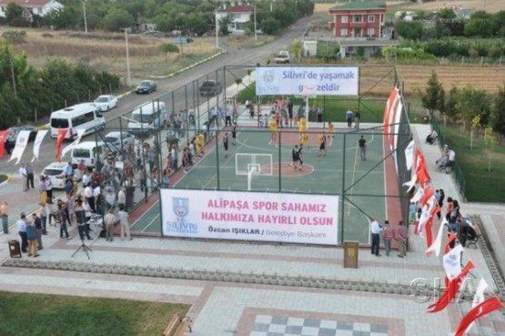 Alipaşa Spor Alanı Hizmete Açıldı