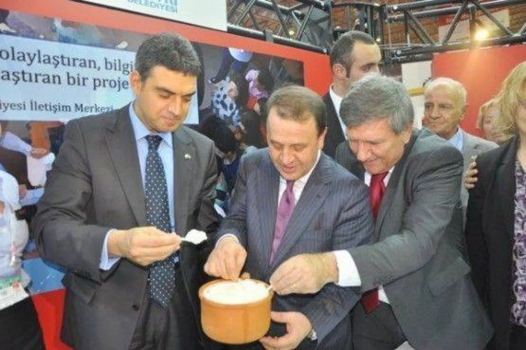 Kılıçdaroğlu Işıklar'ı Tebrik Etti