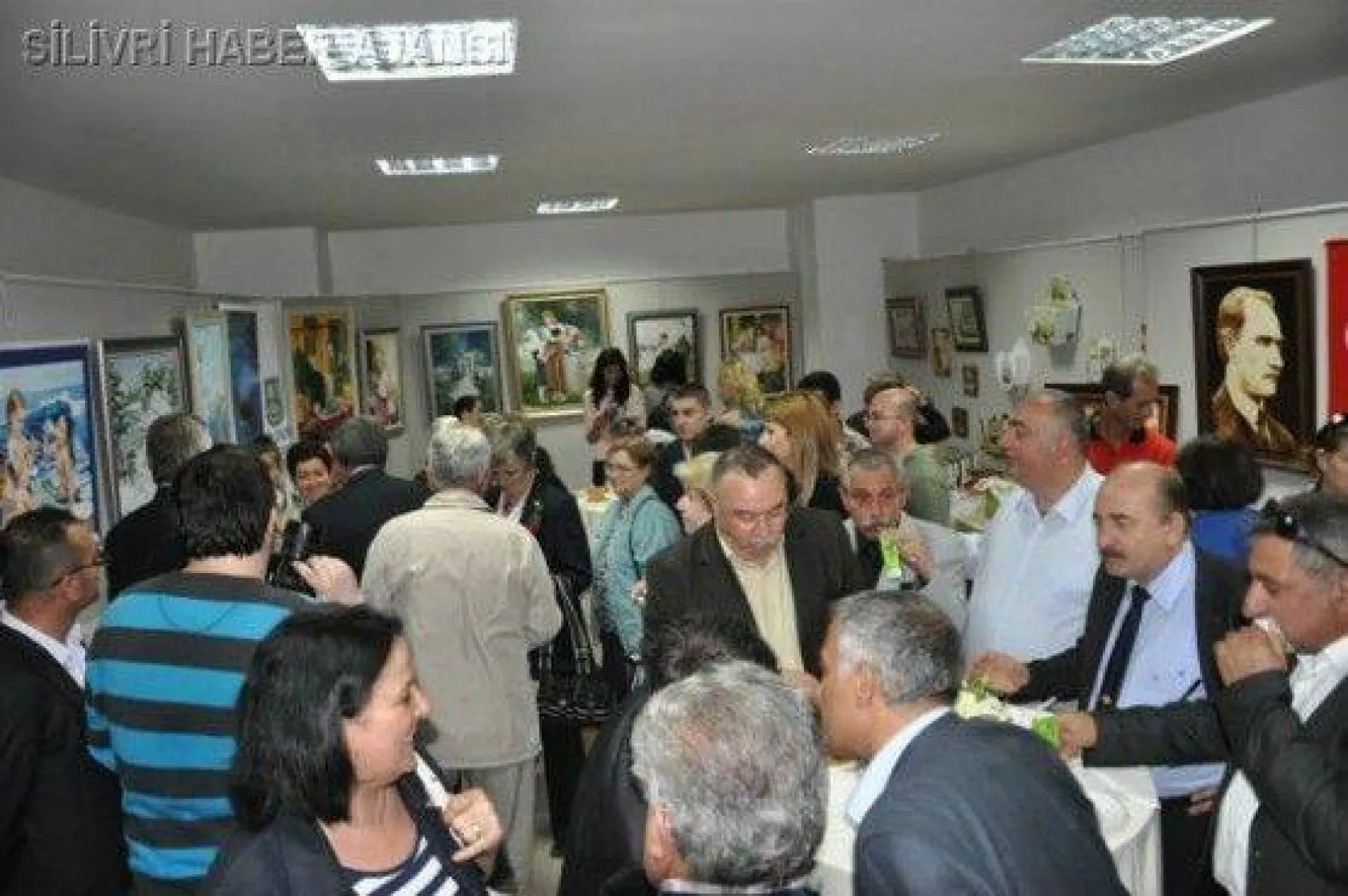 Çatalca Belediyesi sergisi Silivri'de açıldı