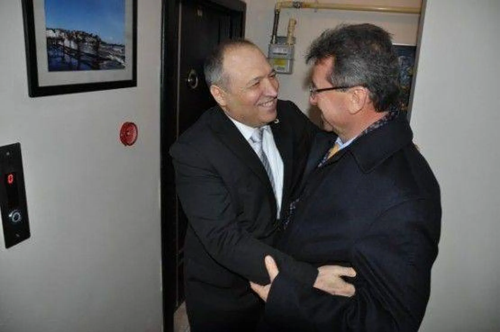 Ak Parti seçim startını verdi