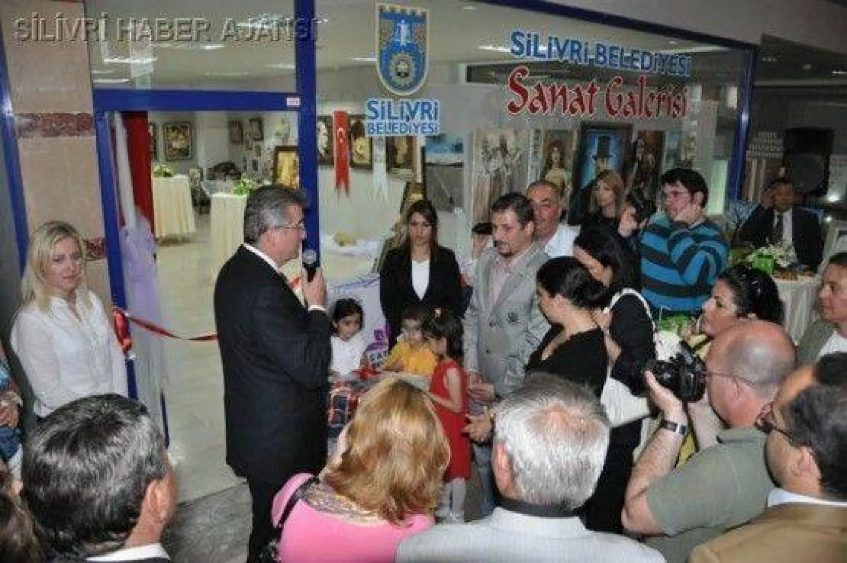 Çatalca Belediyesi sergisi Silivri'de açıldı