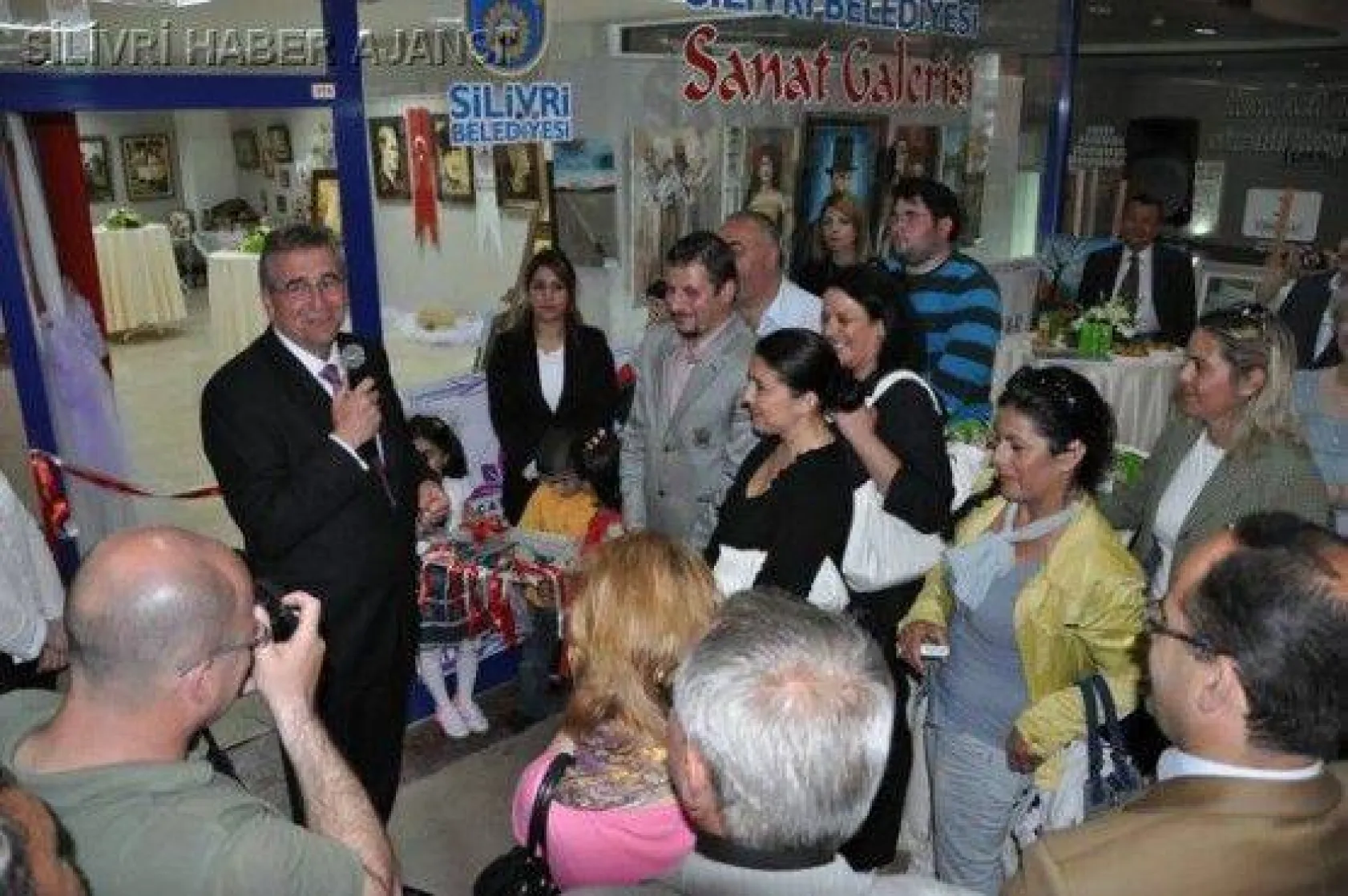 Çatalca Belediyesi sergisi Silivri'de açıldı