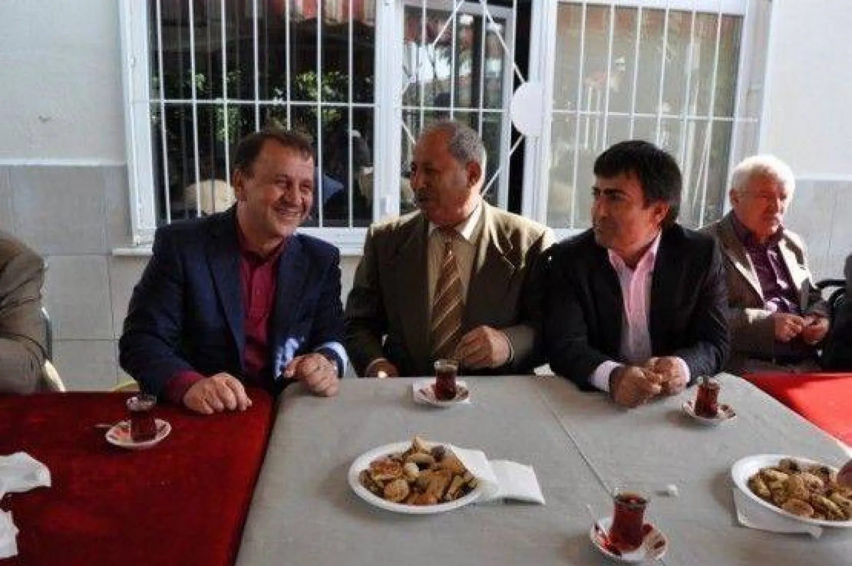 Işıklar Hemşehrileriyle Bayramlaştı