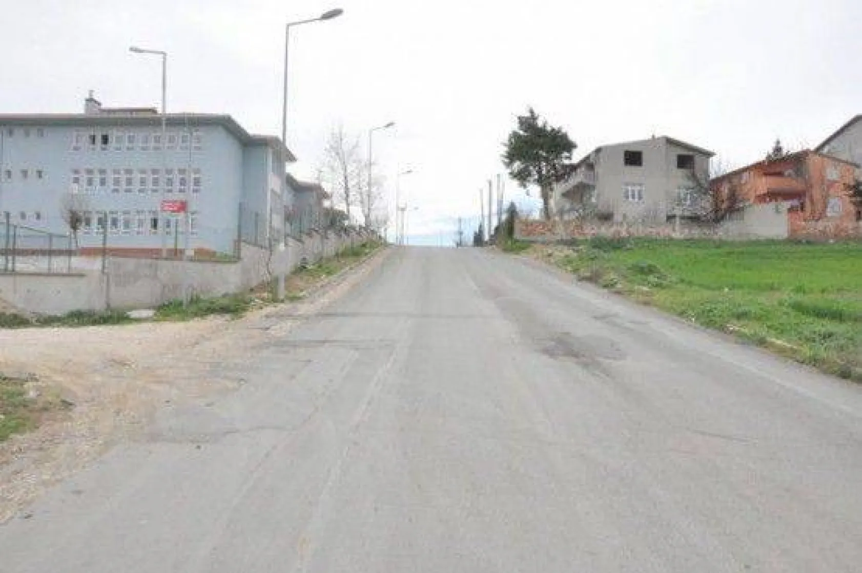 Çağdaşkent Yoluna Kaldırım Düzenlemesi