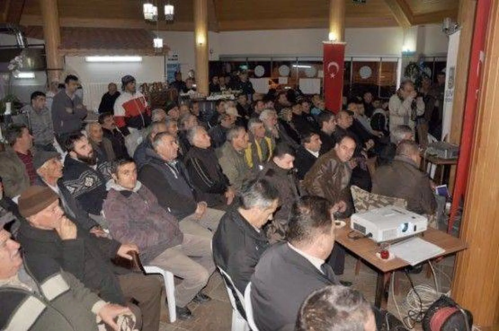 Işıklar Selimpaşa Pazar esnafıyla bir araya geldi