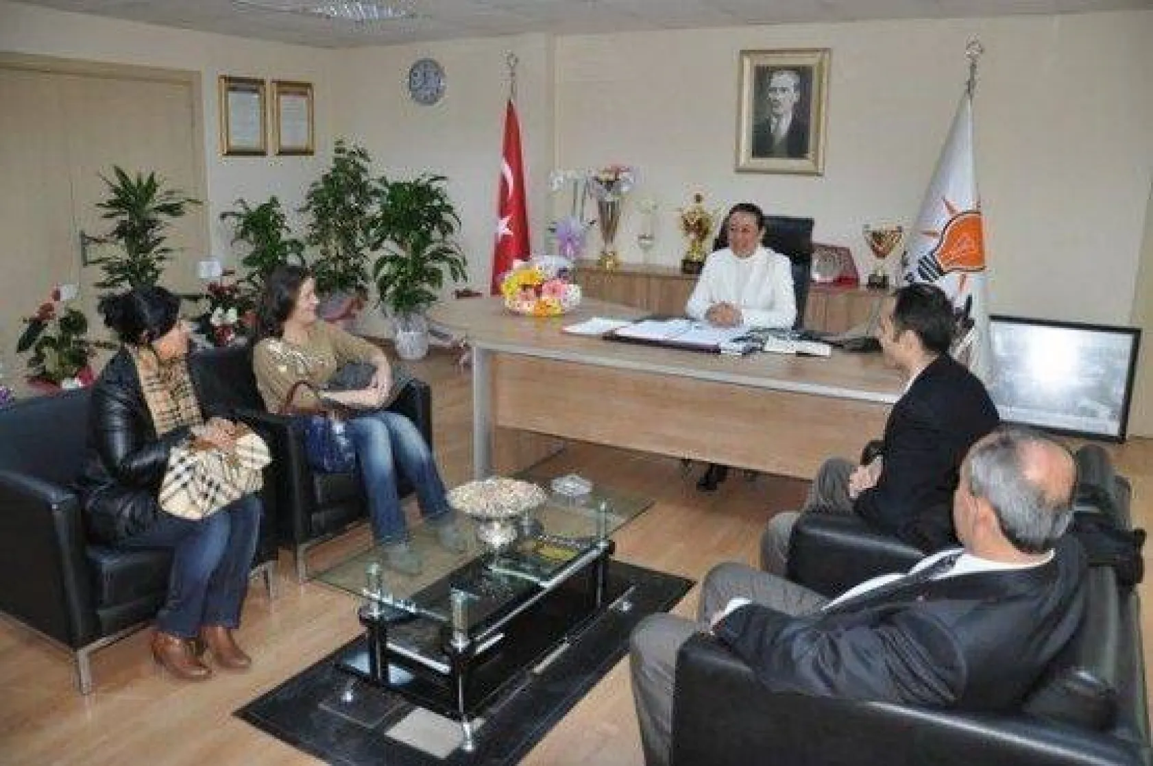 Başkan Demiral'e Ziyaretçi Akını