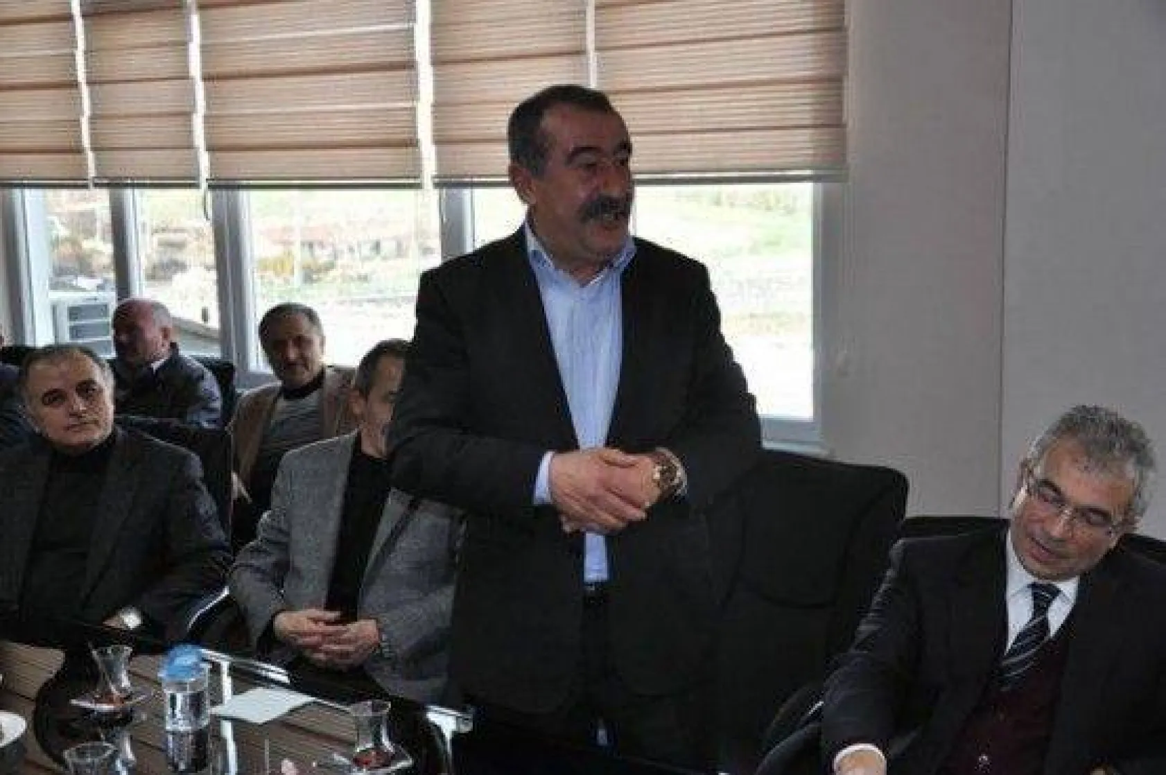 Ak Parti seçim startını verdi