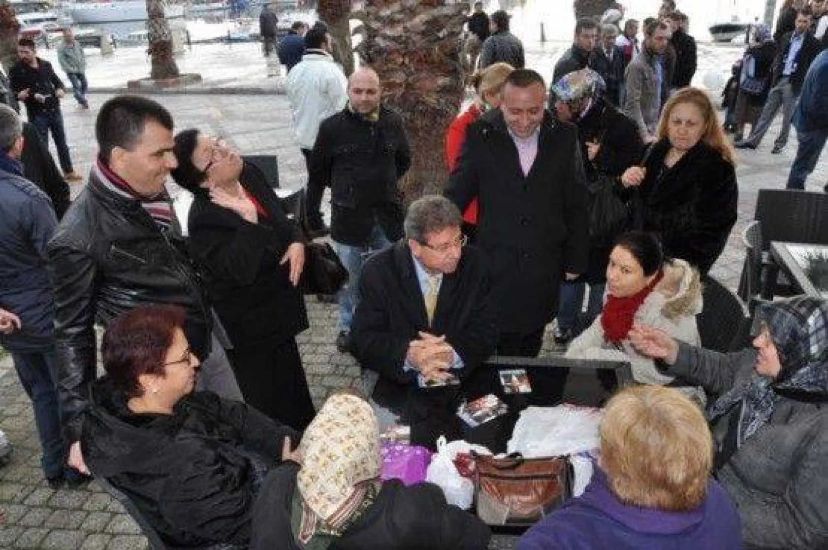 Tahir Sert, Vatandaşlar ve Sahil Esnafı İle Buluştu