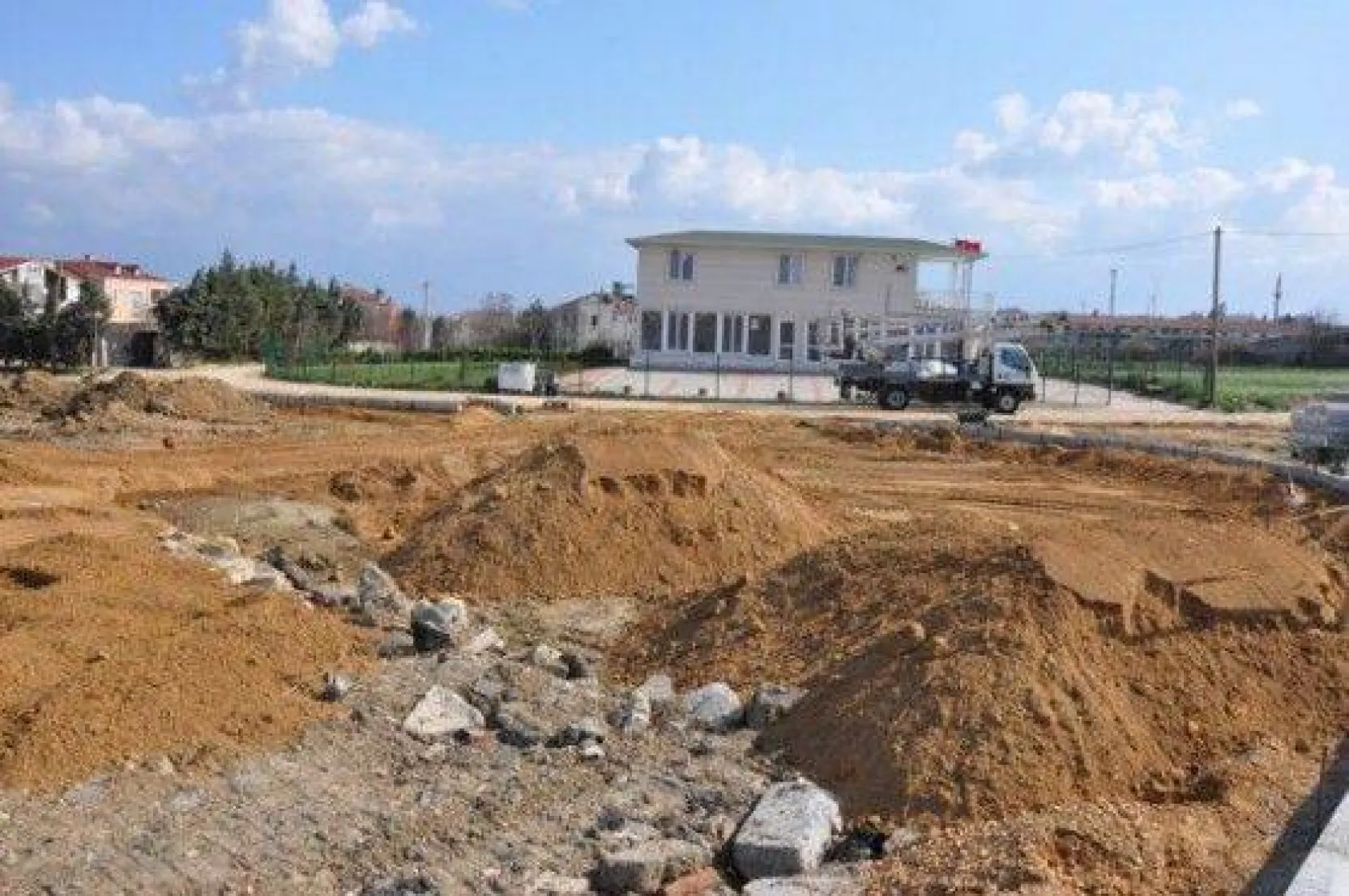 Alipaşa Mahallesi Spor Sahası Tamamlandı