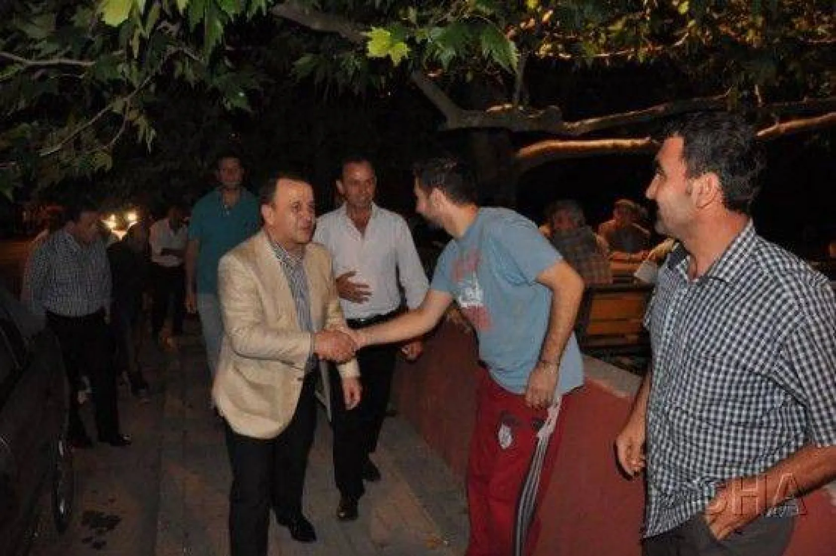 Işıklar, Erdin Ailesine Konuk Oldu