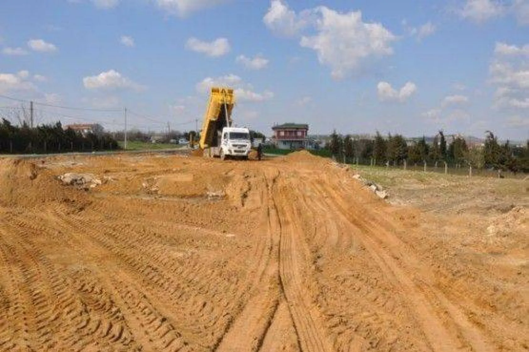 Alipaşa Mahallesi Spor Sahası Tamamlandı