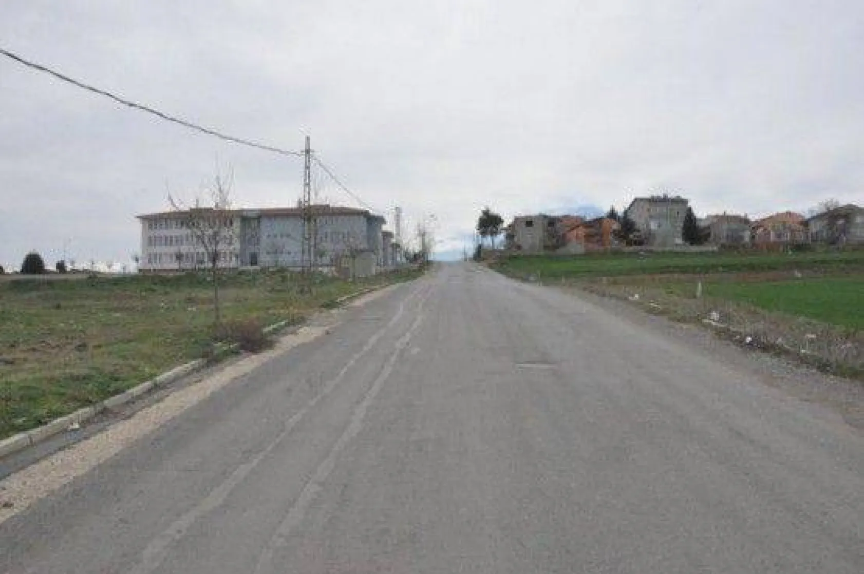 Çağdaşkent Yoluna Kaldırım Düzenlemesi