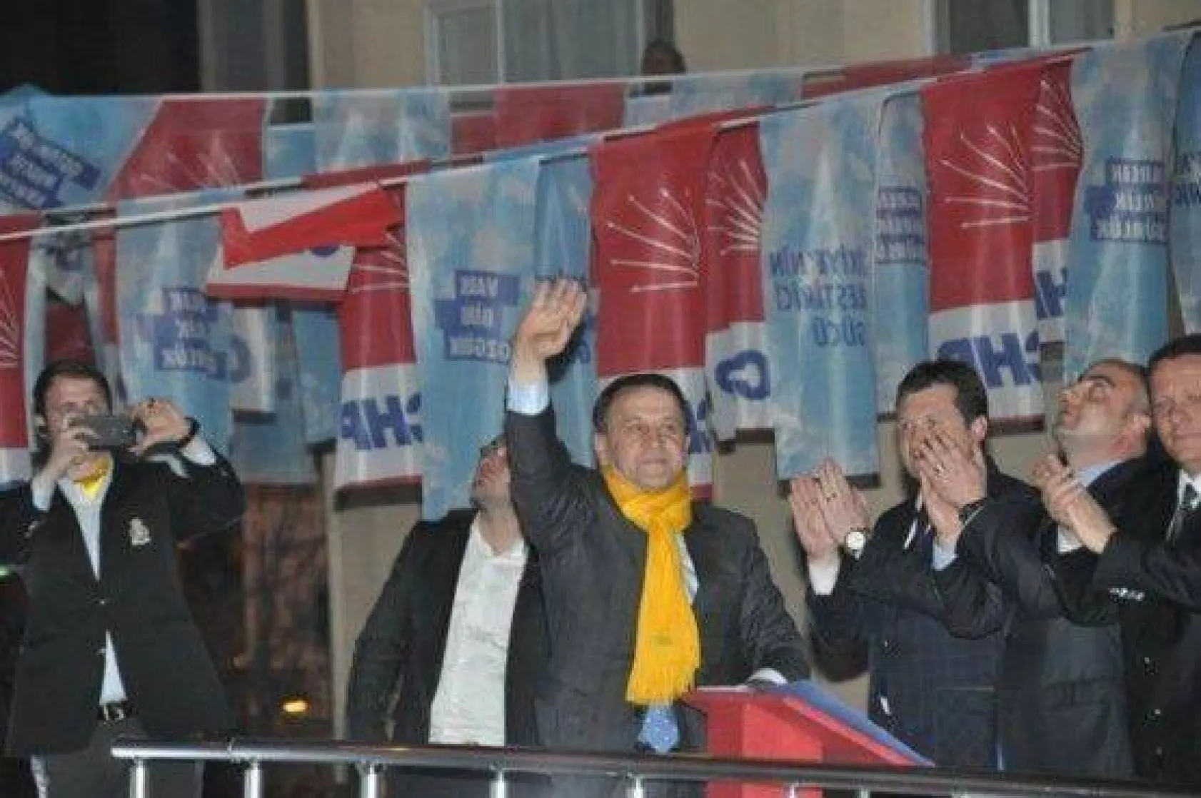 Işıklar sevgisi Alibey'de sokaklara taştı…