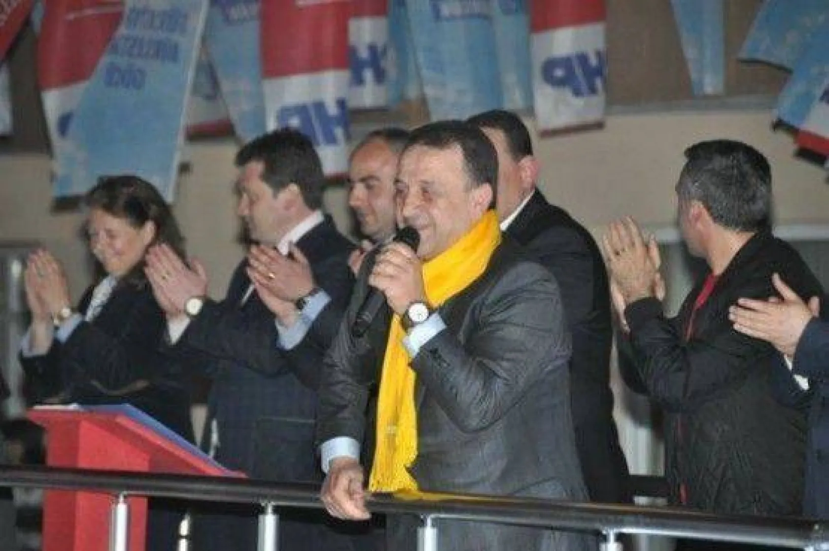 Işıklar sevgisi Alibey'de sokaklara taştı…