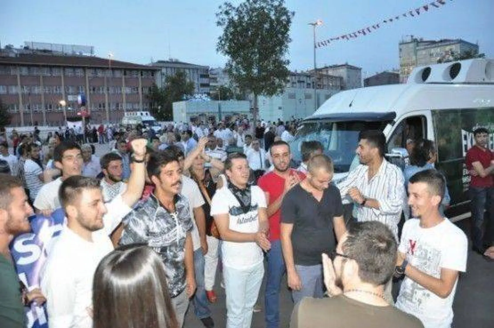 CHP Silivri engel tanımıyor