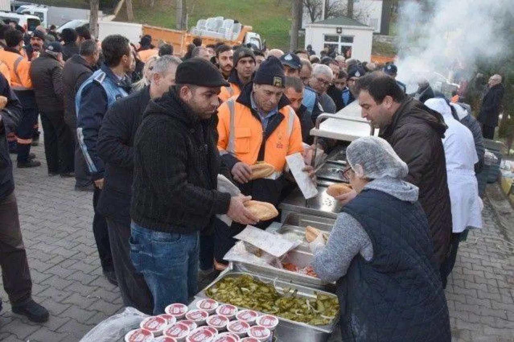 Işıklar: 'Benim Büyük Ailem, Sizlerle Gurur Duyuyorum'