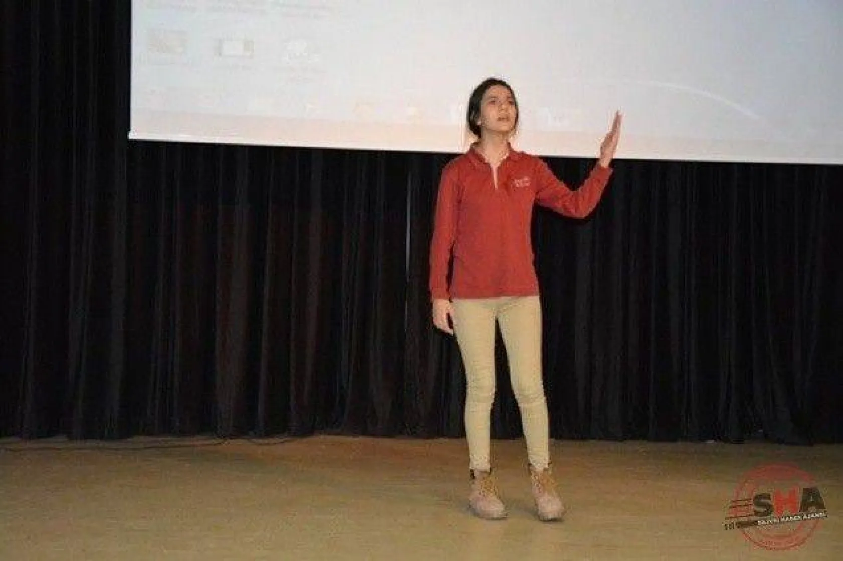 Ortaokullar arası İstiklal Marşı'nı Güzel Okuma Yarışması düzenlendi