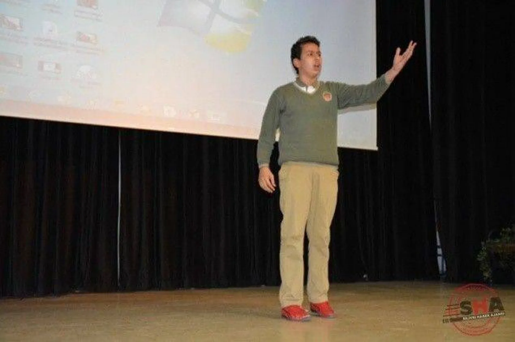 Ortaokullar arası İstiklal Marşı'nı Güzel Okuma Yarışması düzenlendi