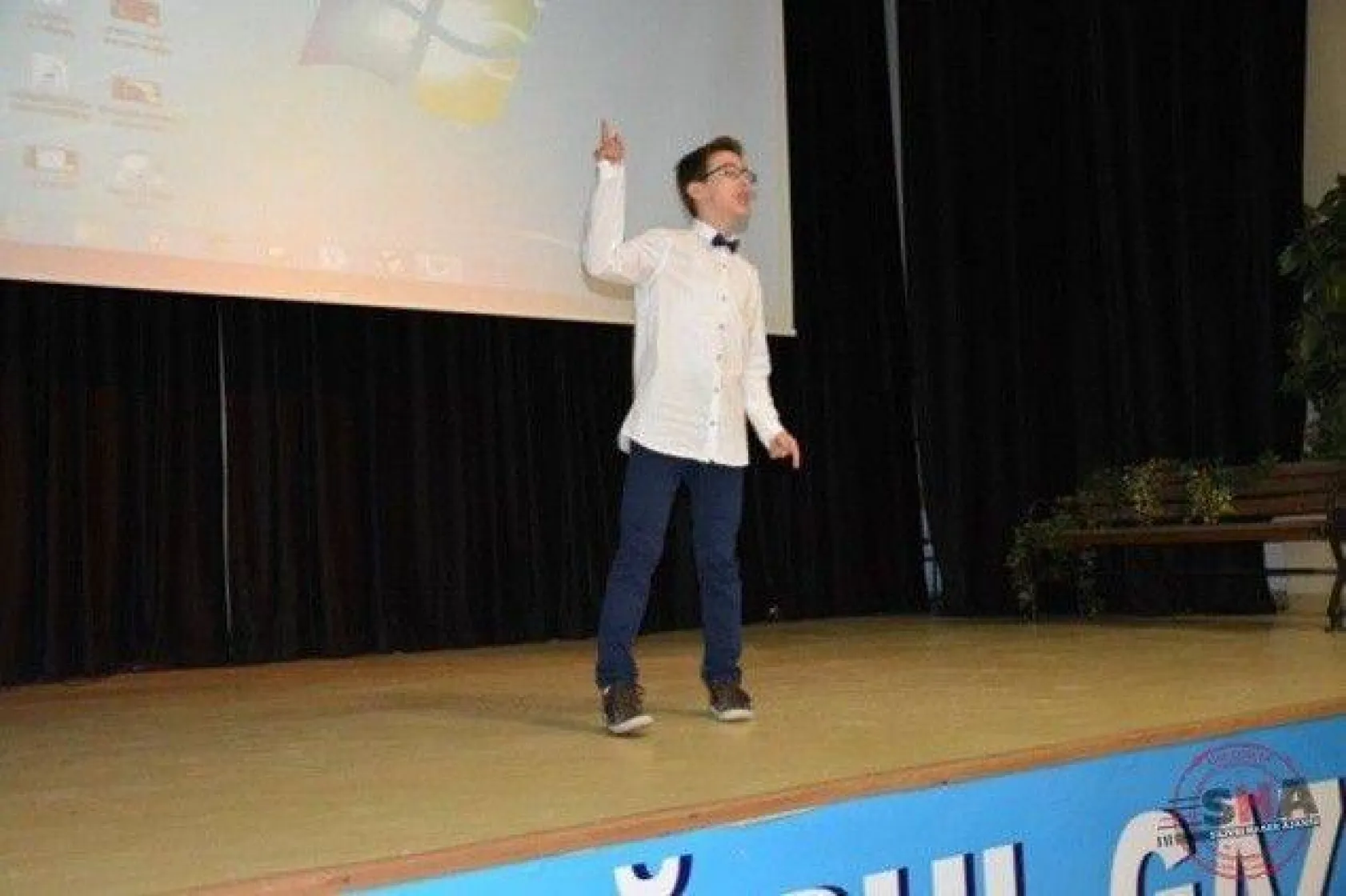 Ortaokullar arası İstiklal Marşı'nı Güzel Okuma Yarışması düzenlendi