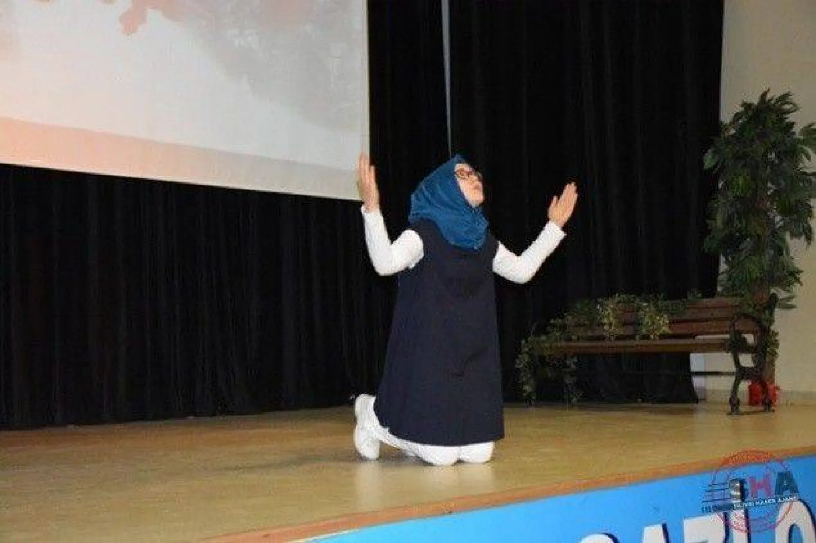 Ortaokullar arası İstiklal Marşı'nı Güzel Okuma Yarışması düzenlendi