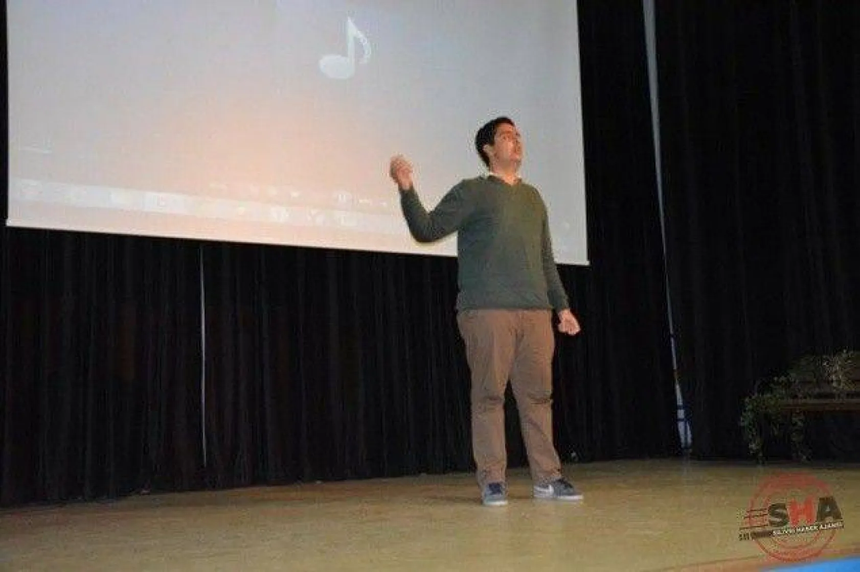 Ortaokullar arası İstiklal Marşı'nı Güzel Okuma Yarışması düzenlendi