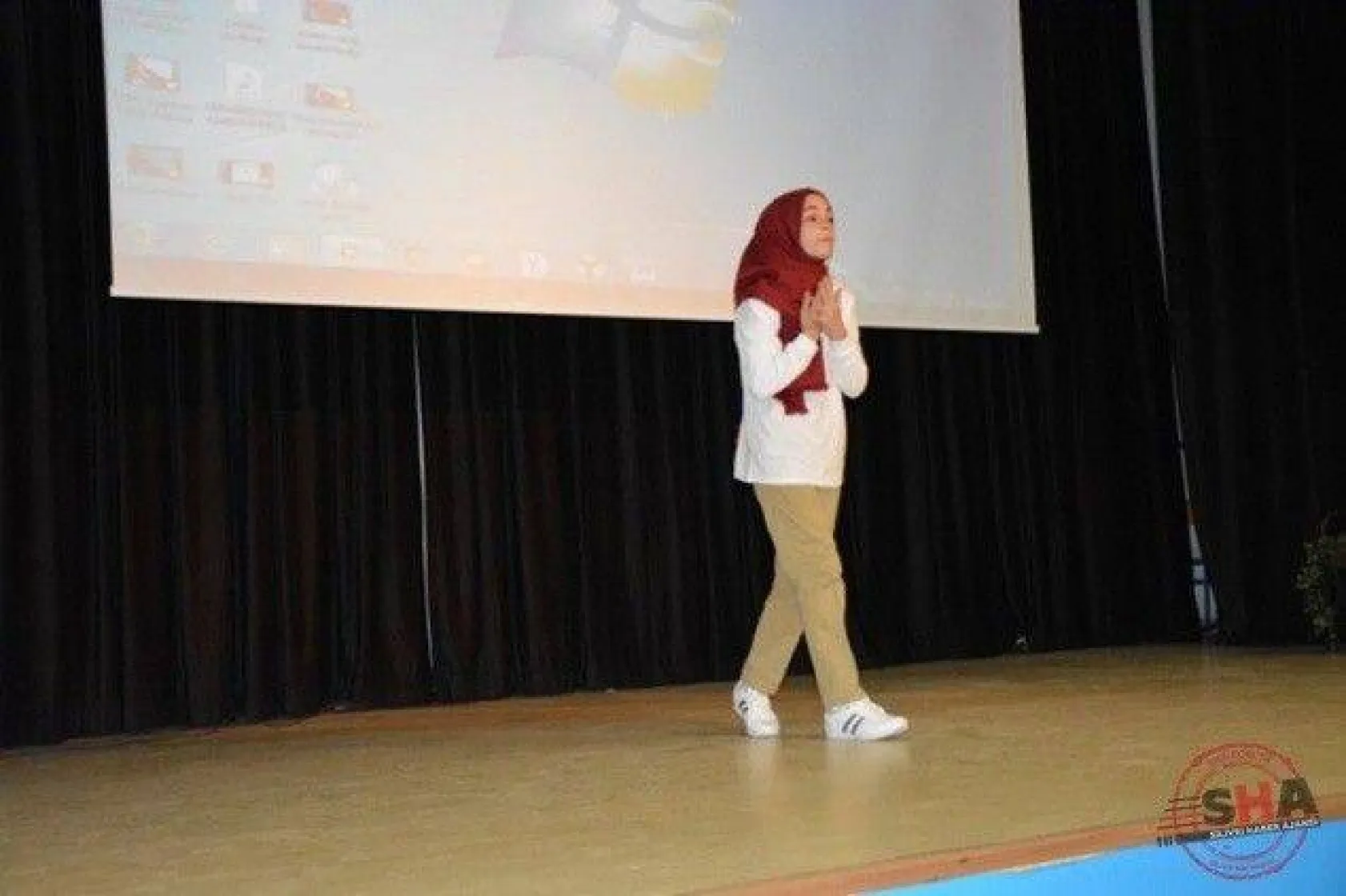 Ortaokullar arası İstiklal Marşı'nı Güzel Okuma Yarışması düzenlendi