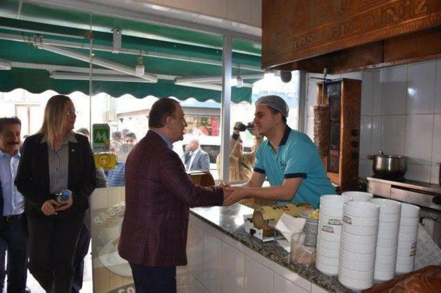 Işıklar Haftaya Esnaf Ziyareti ile Başladı