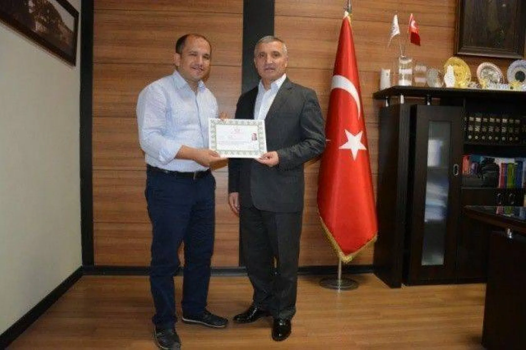 Eğitimciler Başarı Belgesi ile ödüllendirildi