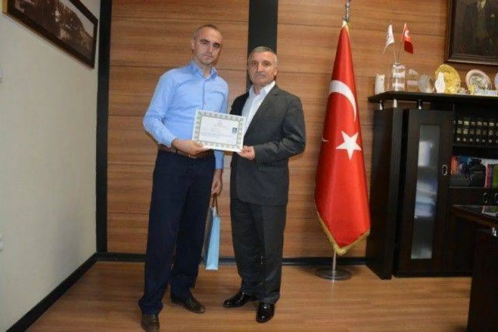 Eğitimciler Başarı Belgesi ile ödüllendirildi