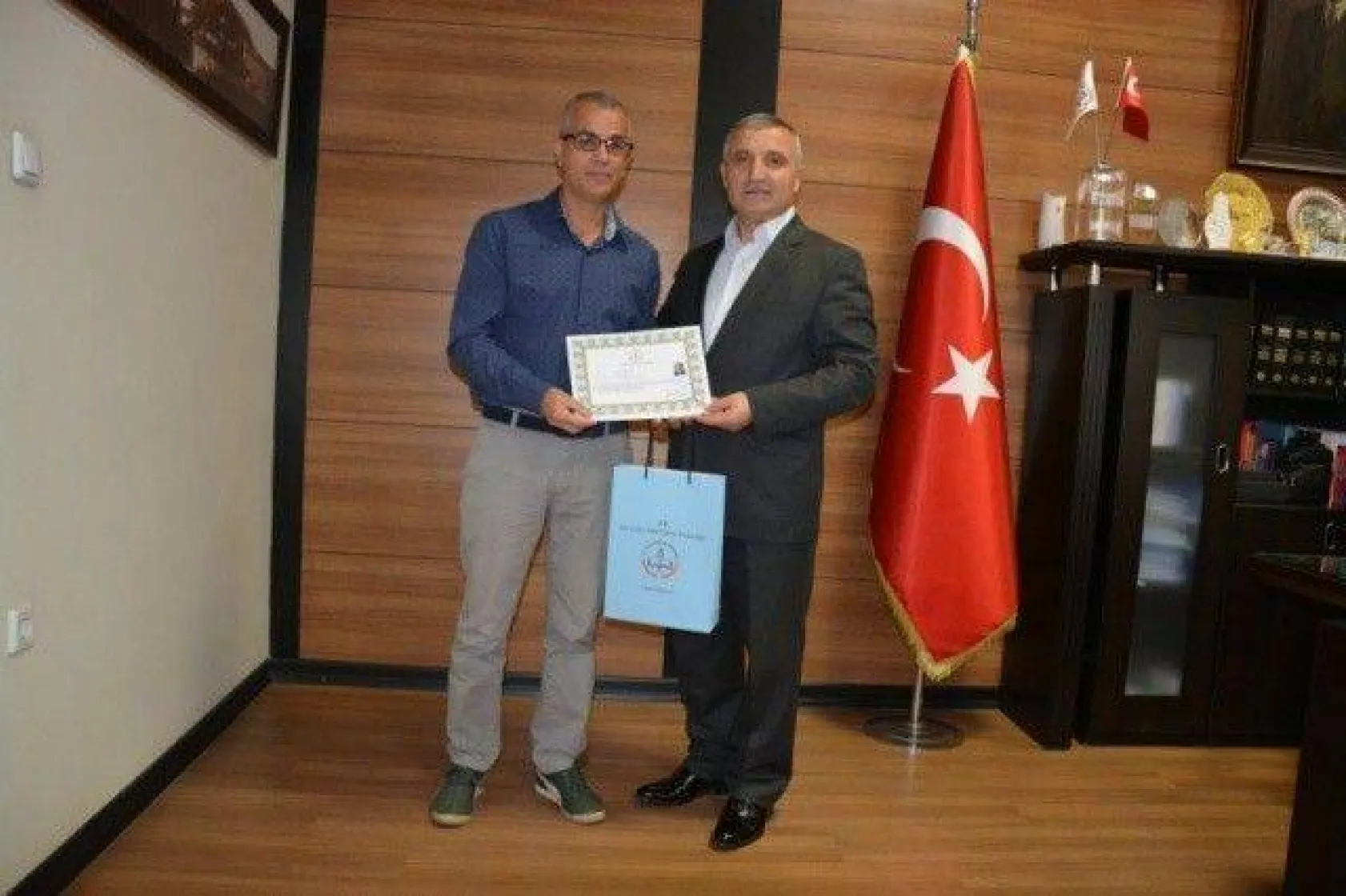 Eğitimciler Başarı Belgesi ile ödüllendirildi