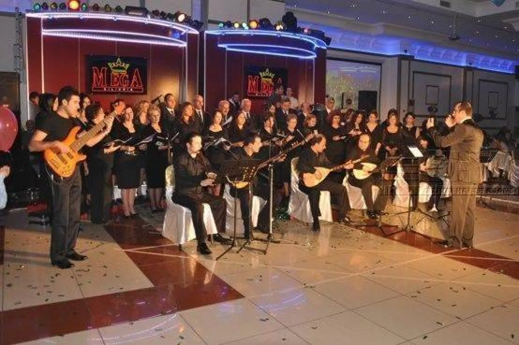 Kültür Merkezi'nden Yılsonu Şöleni